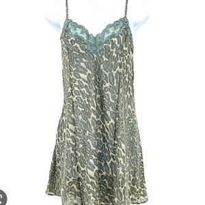 Victoria Secret Slip